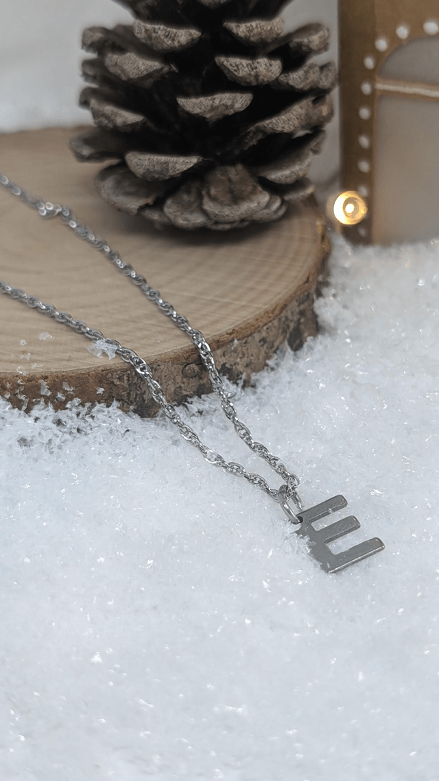 Collier Lettre argenté 
